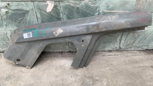 路虎揽胜极光侧围R