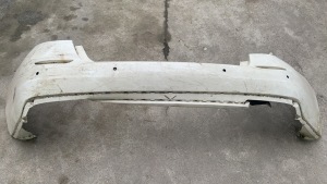 玛莎拉蒂总裁(进口)后保险杠