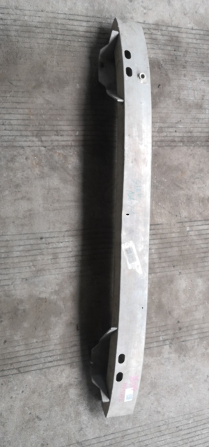 玛莎拉蒂Levante(进口)后保险杠骨架