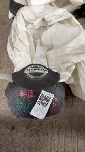 日产轩逸前安全带R