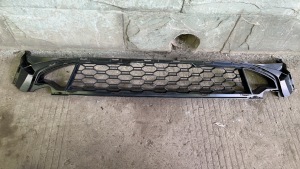 宝马X4(进口)前杠下格栅