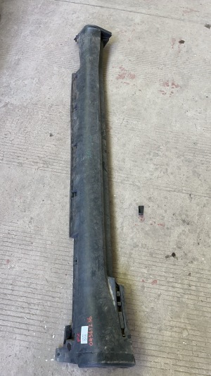 英菲尼迪FX(进口)底大边R