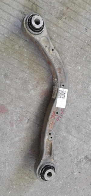 路虎揽胜(进口)右后弯臂