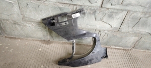 宝马5系前杠支架L