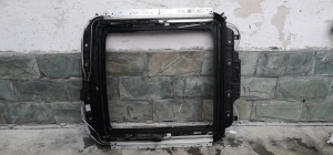 别克英朗天窗支架