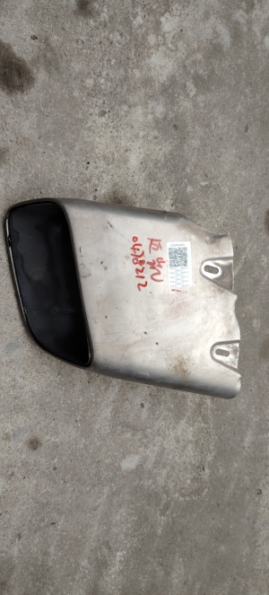 保时捷迈凯排气管装饰筒L