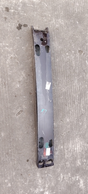 捷豹XJ前杠骨架