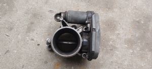 路虎发现节气门