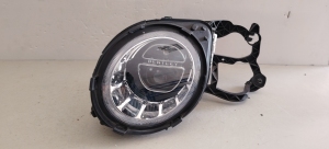 宾利添越(进口)左前大灯