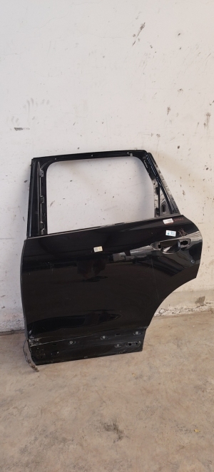 保时捷卡宴(进口)左后车门