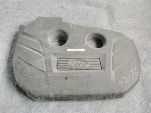 路虎神行者2代(进口)发动机饰板